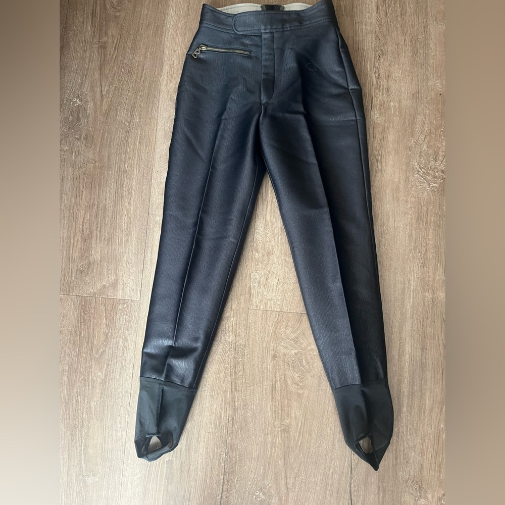 Bogner Black High-Waisted Pants with Zipper Detail